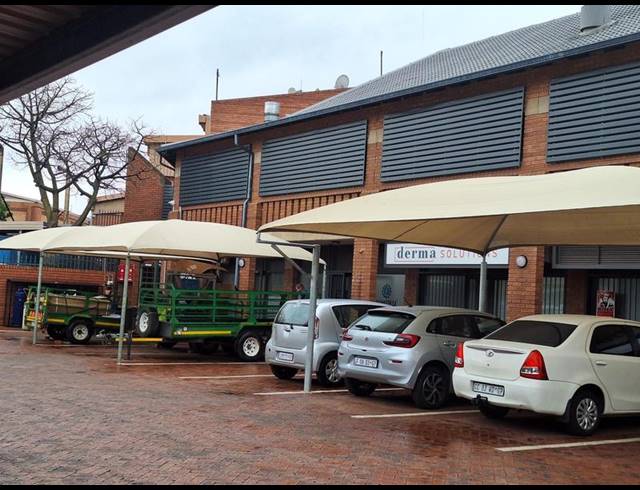 BUSINESS PROPERTY TO RENT IN MONUMENT PARK